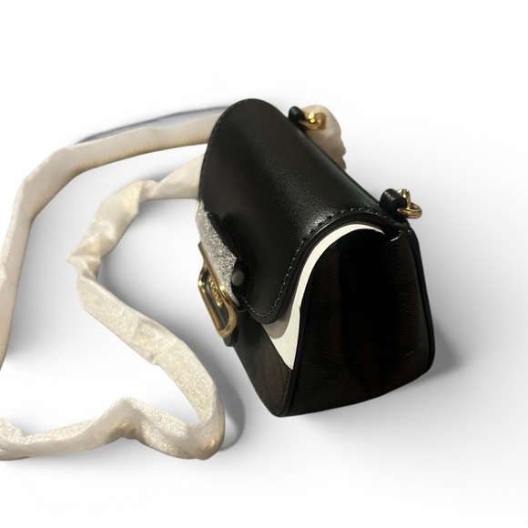 ✨ NWOT Coach Morgan Card Case Crossbody – Signature Canvas ✨ - Picture 6 of 13